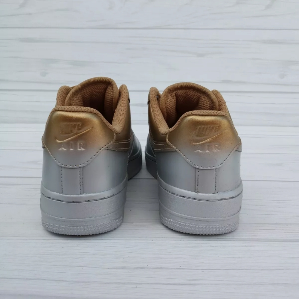 6.5 WOMEN'S NIKE AIR FORCE ONE AF1 GOLD 898889-012 - Picture 4 of 5